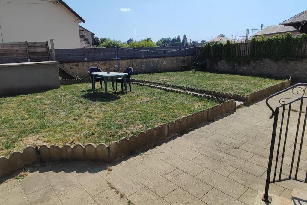 Agreable Maison 7 Personnes Proche Centre De Nogent-le-Rotrou